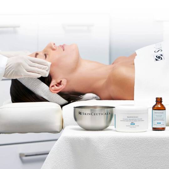 Peeling chimique pour enlever imperfections, rides et ridules et taches pigmentaires