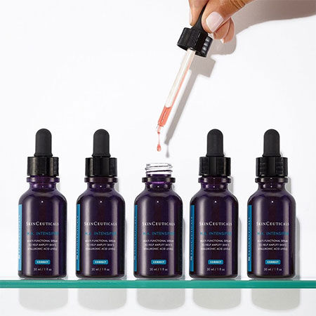 H.A. Intensifier                SkinCeuticals reduit la degradation de l’acide hyaluronique par un complexe                anti-hyaluronidase